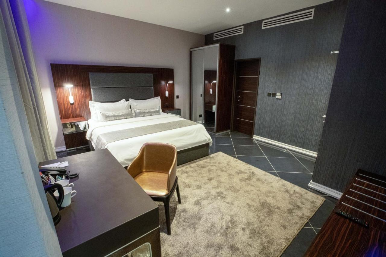 Bon Hotel Tripod Owerri Ngoại thất bức ảnh